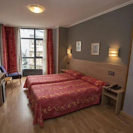 Don Manuel Хихон