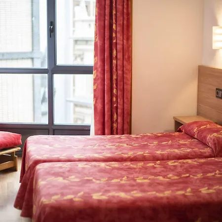 Don Manuel Хихон